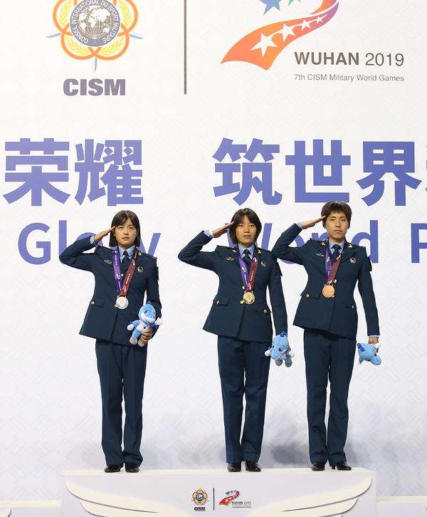 林根数学老师简介，和浩琴